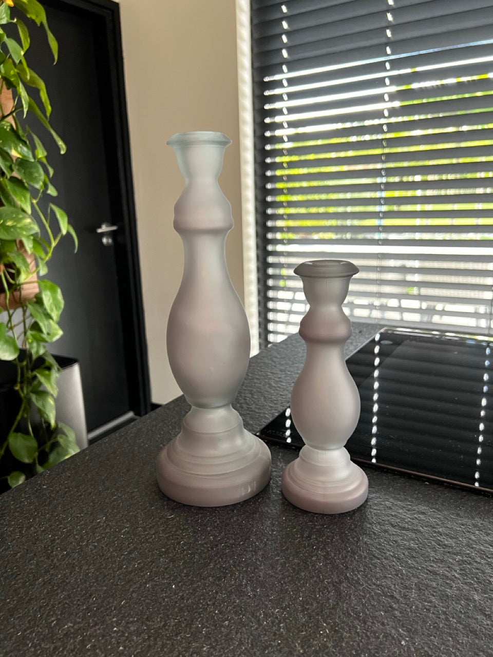 Kandelaar set van 2 - Glas - Grijs Mat