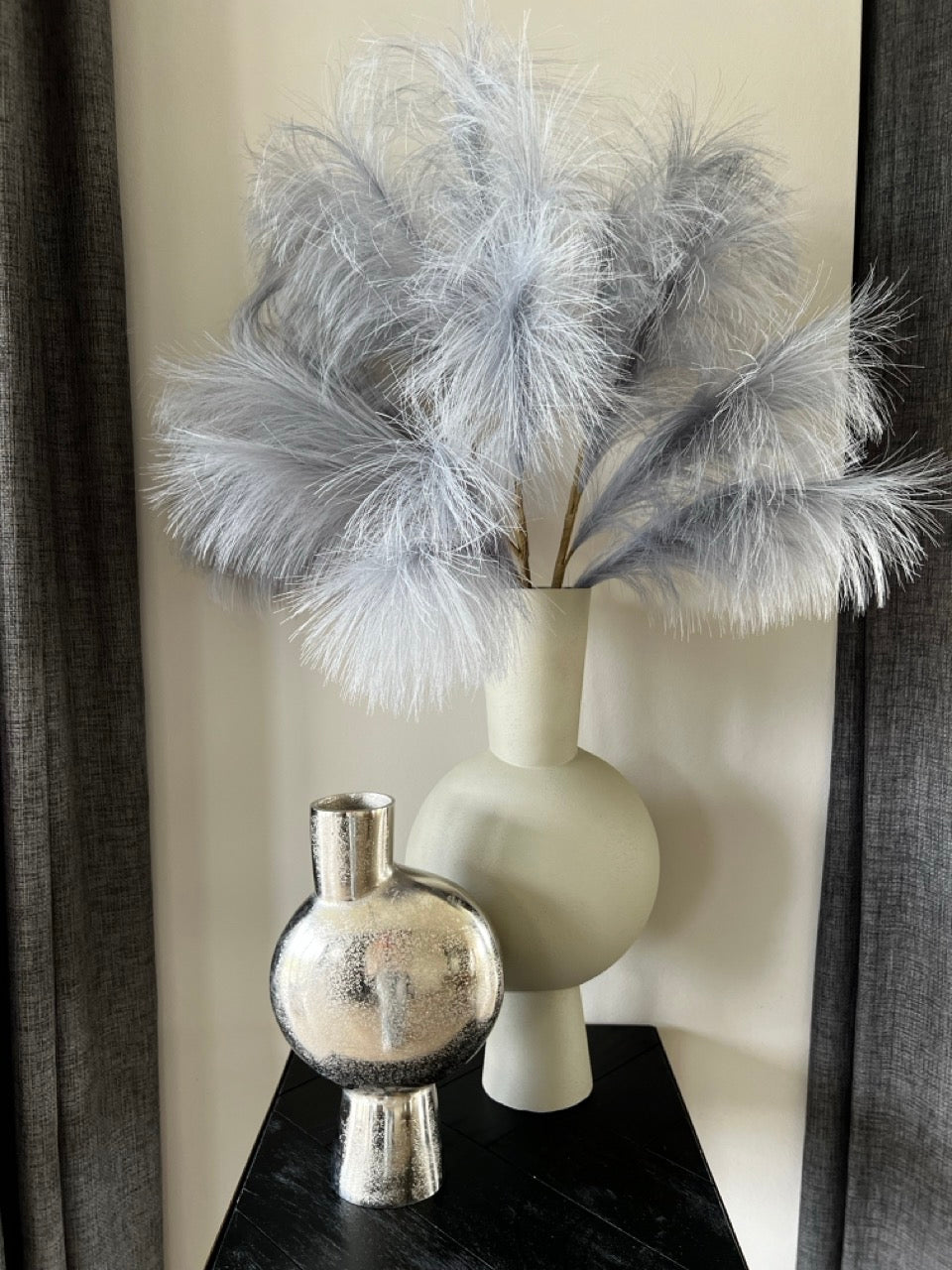 Modern metal vase - 40 cm high - beige/light grey