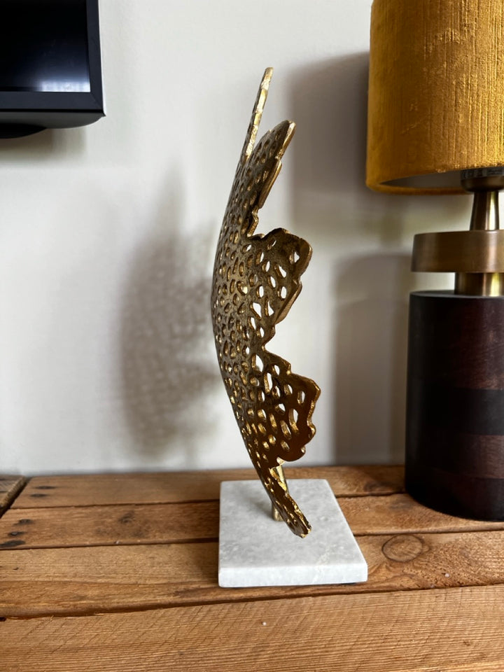 Ornament on foot LEAF small - 28x8x35 cm - Gold/Marble white