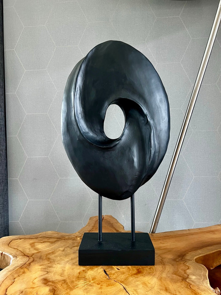 Decoratie op standaard ZORATI - 24x9x46,5cm - Hout zwart