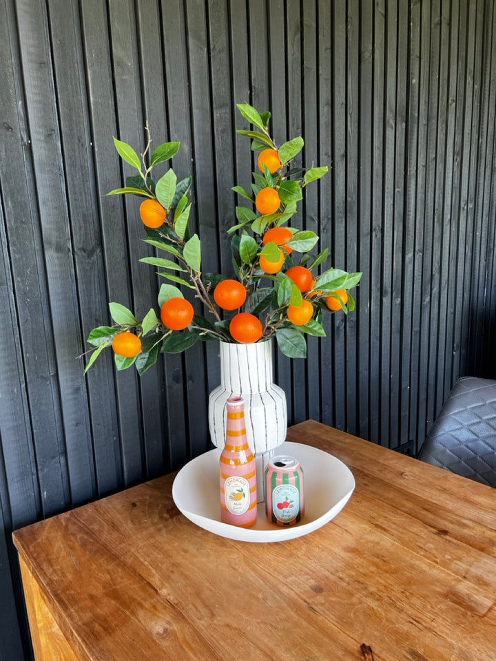 Shop the look - Dienblad met 3 vazen en sinaasappeltakken