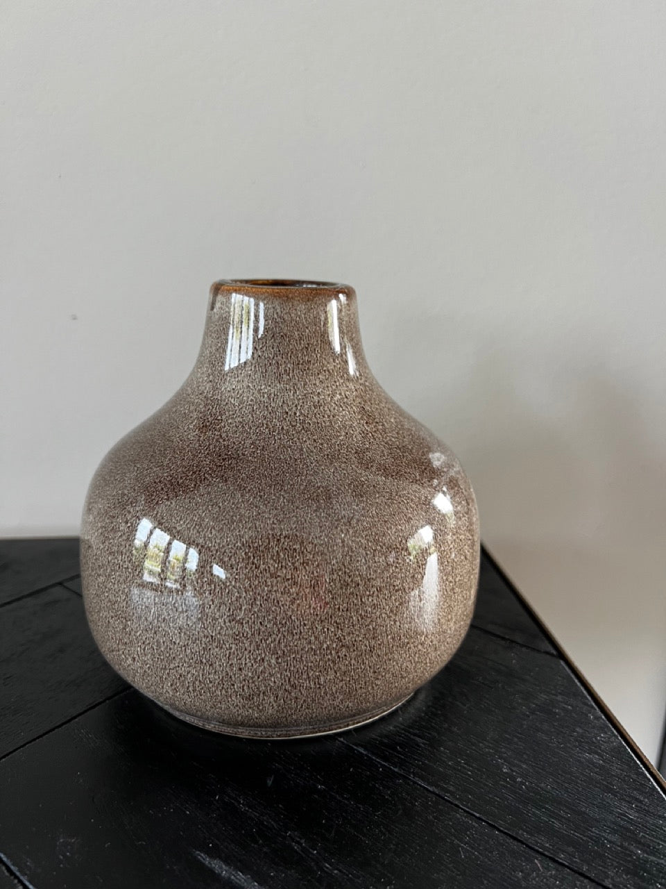 Small ceramic vase - dark brown - 13x13x12.5cm