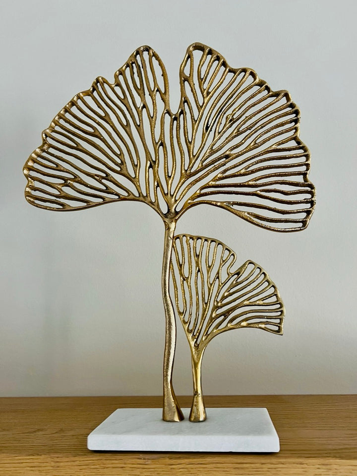 Ornament op voet LEAF - 36x10x48 cm - Goud/Marmer wit