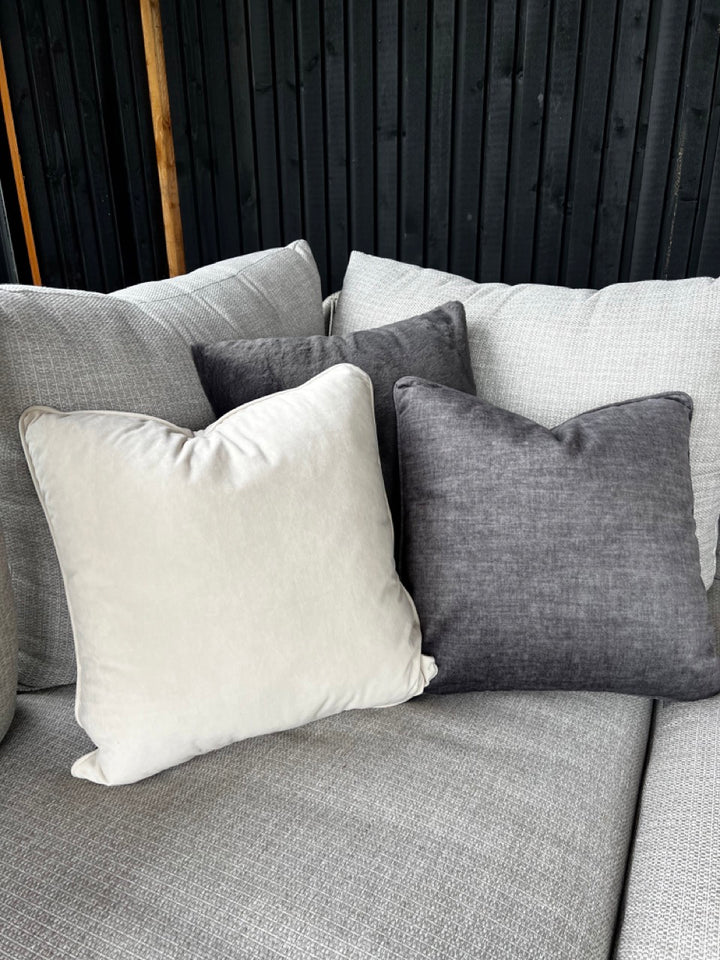 Decorative cushion - Capri Gray 45x45 cm - Gray