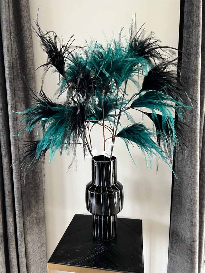 Shop the look - Zwarte vaas SENUMA met pluimen