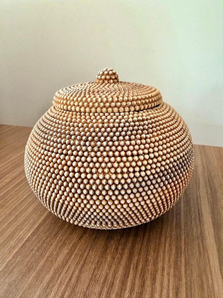 Bruine decoratieve opbergpot Beads met reliëf en deksel 15x15x14 cm