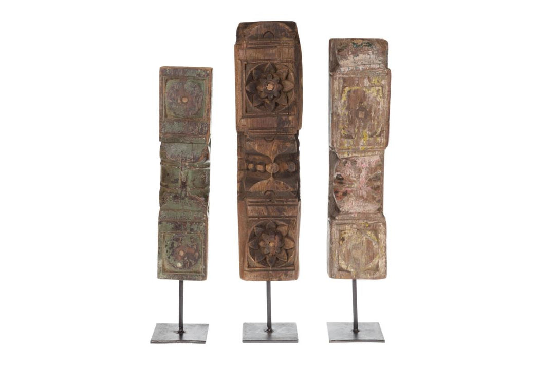 Antiek houten deurpost paneel op metalen standaard - 45 tot 58 cm hoog - Assorti